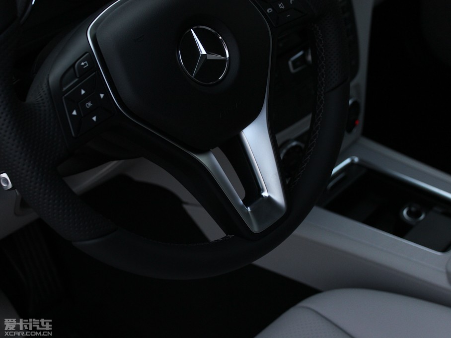 2013YGLK GLK 300 Ӹа