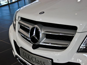 2013Ŀ GLK 300 4MATIC A  ^