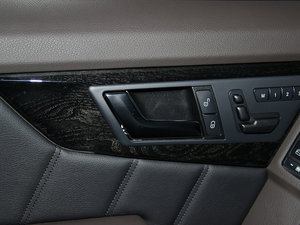 2013Ŀ GLK 300 4MATIC A  g