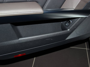 2013Ŀ GLK 300 4MATIC A  g