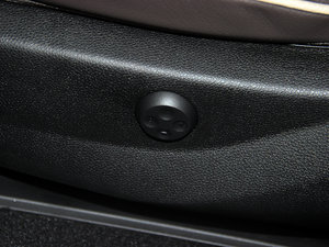 2013Ŀ GLK 300 4MATIC A  g