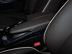 2013Ŀ GLK 300 4MATIC A  g