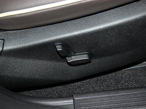 2013Ŀ GLK 300 4MATIC A  g