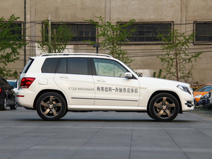 2013Ŀ GLK 300 4MATIC r  w^