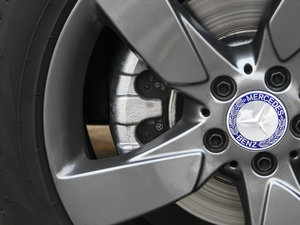 2013Ŀ GLK 300 4MATIC r  ^