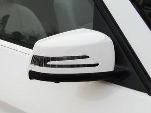 2013Ŀ GLK 300 4MATIC r  ^