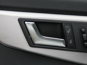 2013Ŀ GLK 300 4MATIC r  g