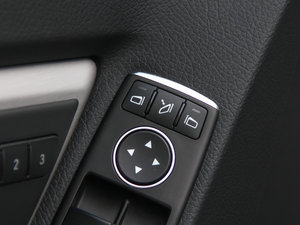 2013Ŀ GLK 300 4MATIC r  g