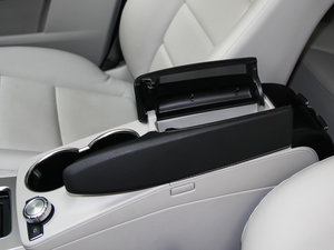 2013Ŀ GLK 300 4MATIC r  g