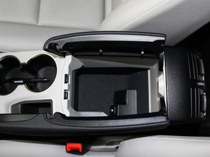 2013Ŀ GLK 300 4MATIC r  g