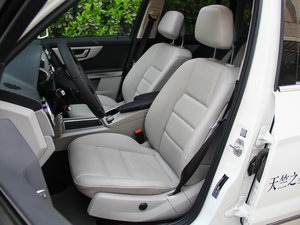 2013Ŀ GLK 300 4MATIC r  g