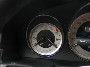 2013Ŀ GLK 300 4MATIC r  п؅^