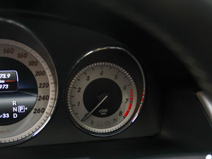 2013Ŀ GLK 300 4MATIC r  п؅^