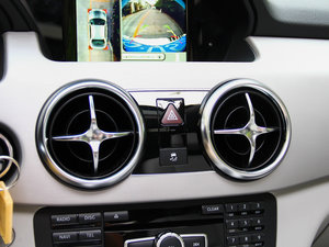 2013Ŀ GLK 300 4MATIC r  п؅^