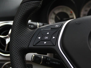 2013Ŀ GLK 300 4MATIC r  п؅^