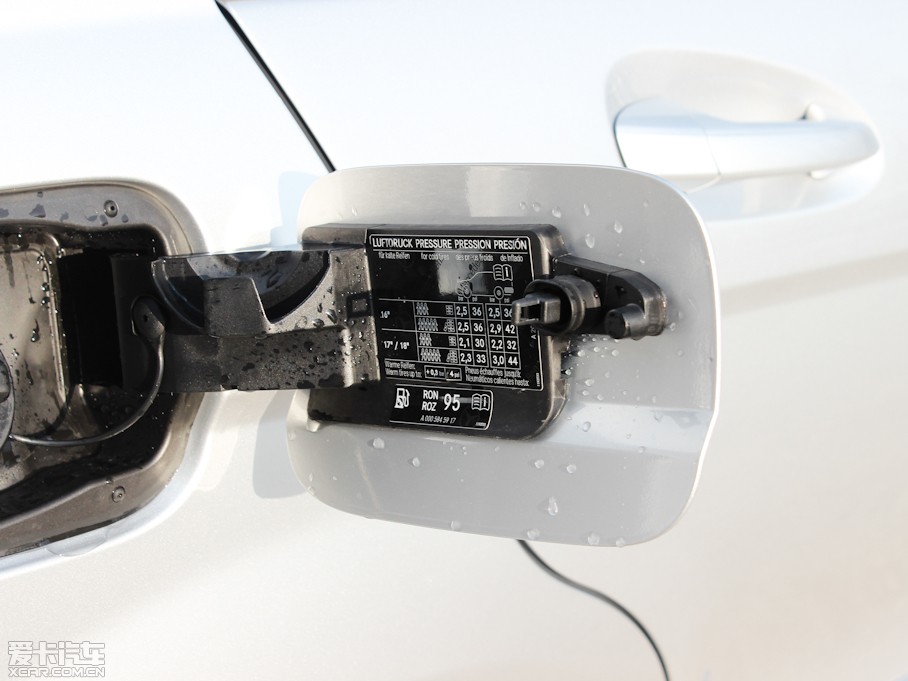 2013YC C 260 CGIŰ