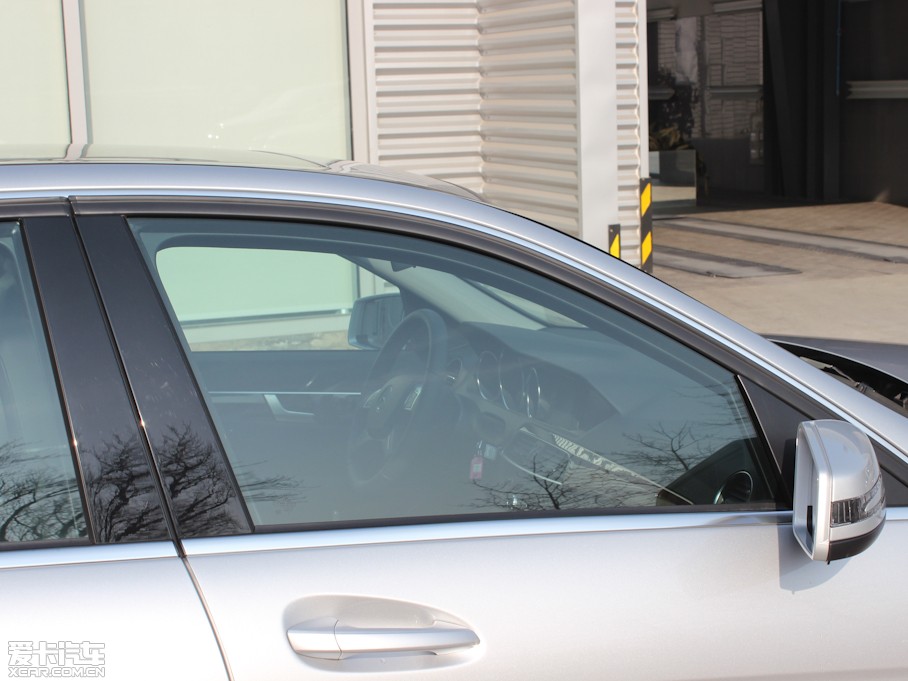 2013��YC�� C 260 CGI��(y��u)�Ű�