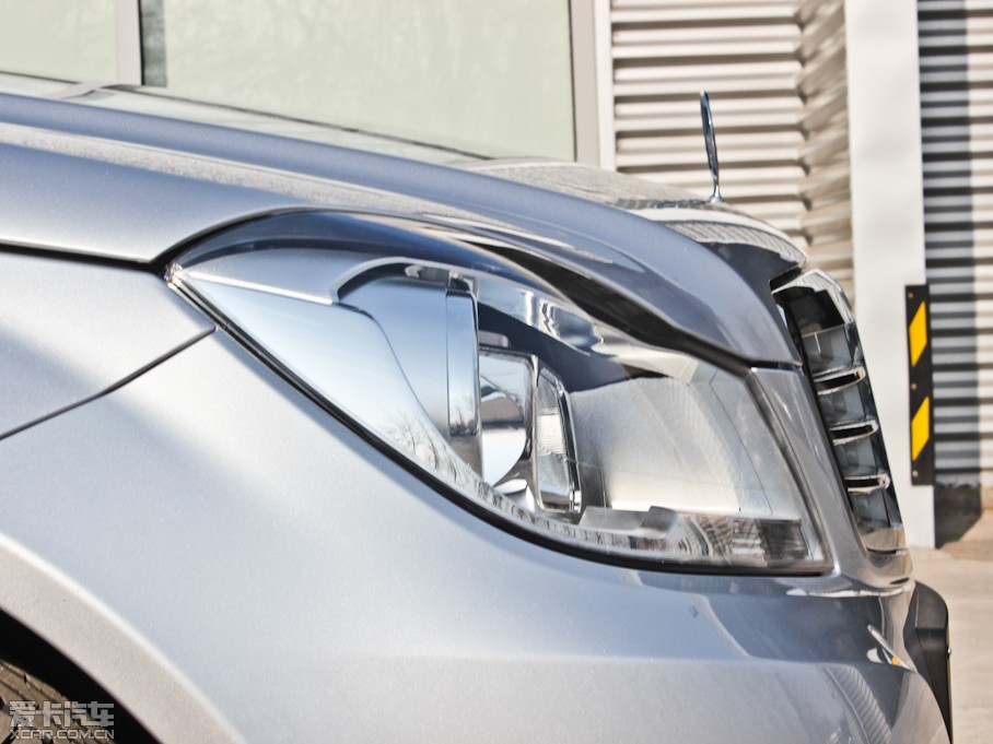 2013��YC�� C 260 CGI���Ű�