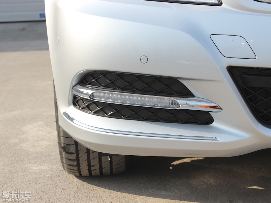 2013��YC�� C 260 CGI���Ű�