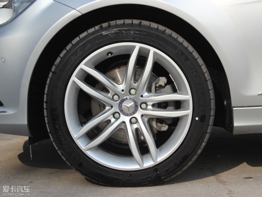 2013��YC�� C 260 CGI���Ű�