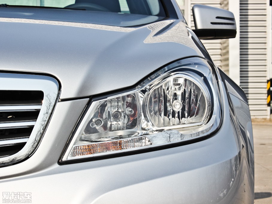 2013��YC�� C 260 CGI���Ű�