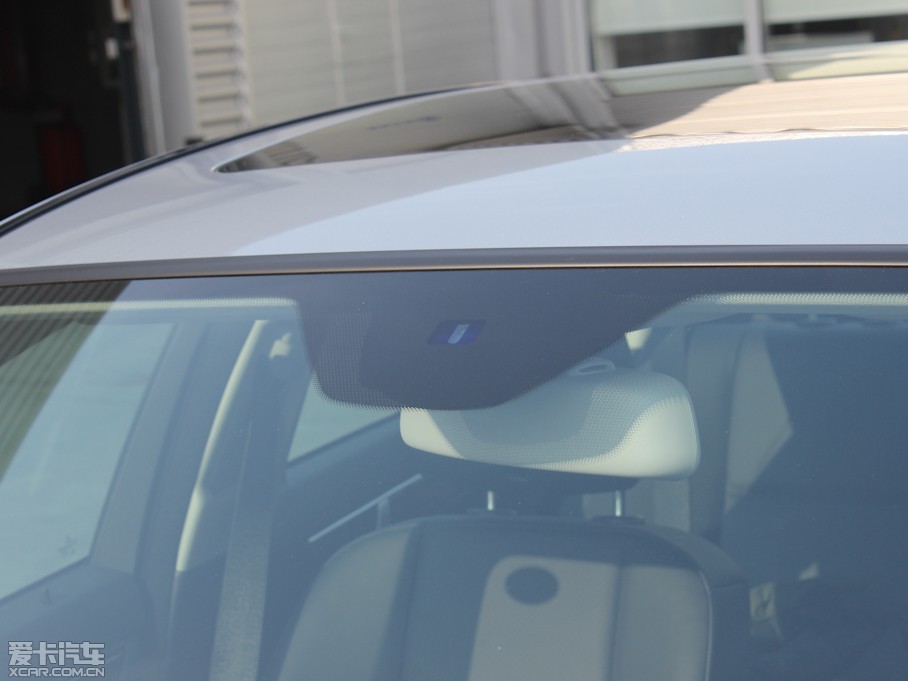 2013��YC�� C 260 CGI���Ű�