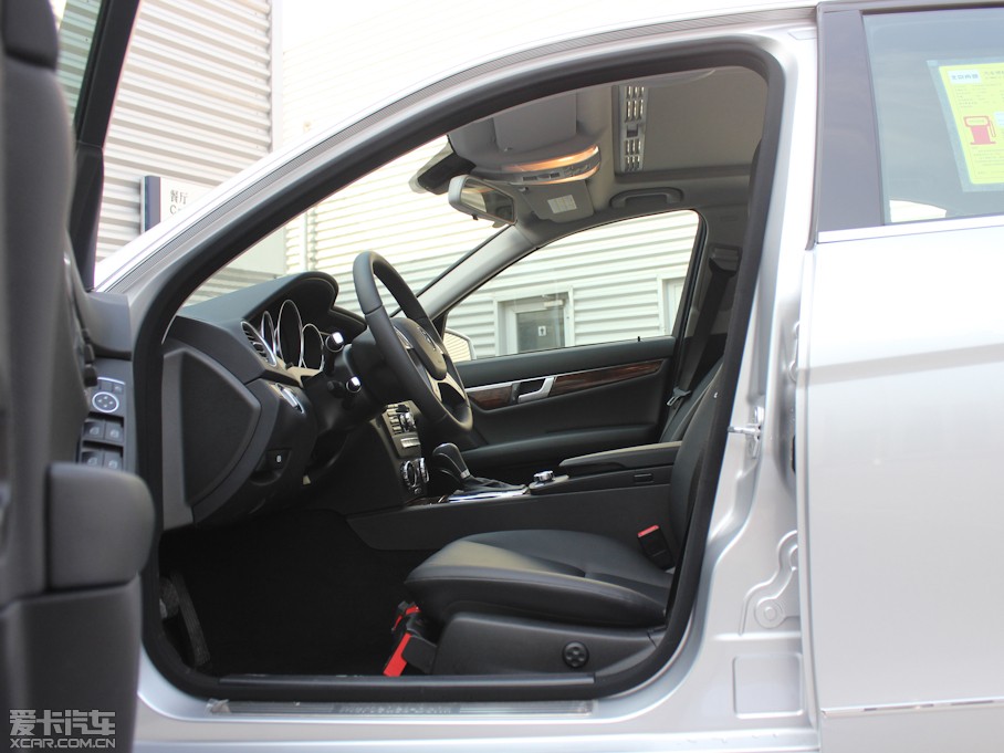 2013��YC�� C 260 CGI���Ű�