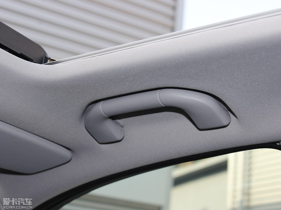 2013��YC�� C 260 CGI���Ű�