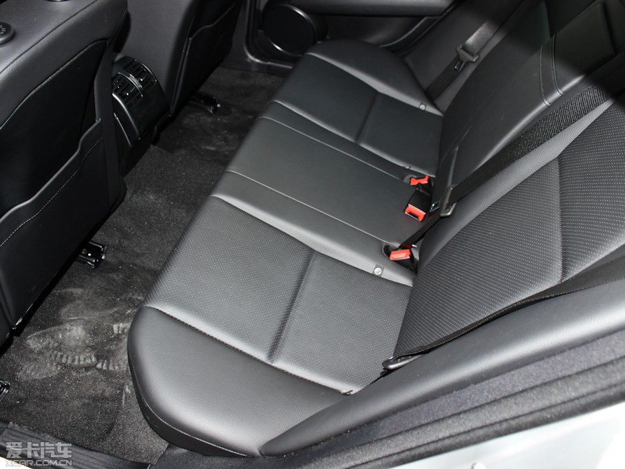 2013��YC�� C 260 CGI���Ű�