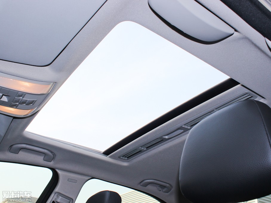 2013��YC�� C 260 CGI���Ű�