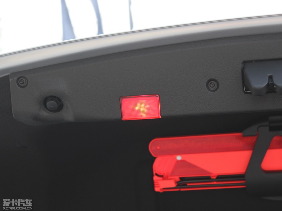 2013��YC�� C 260 CGI���Ű�