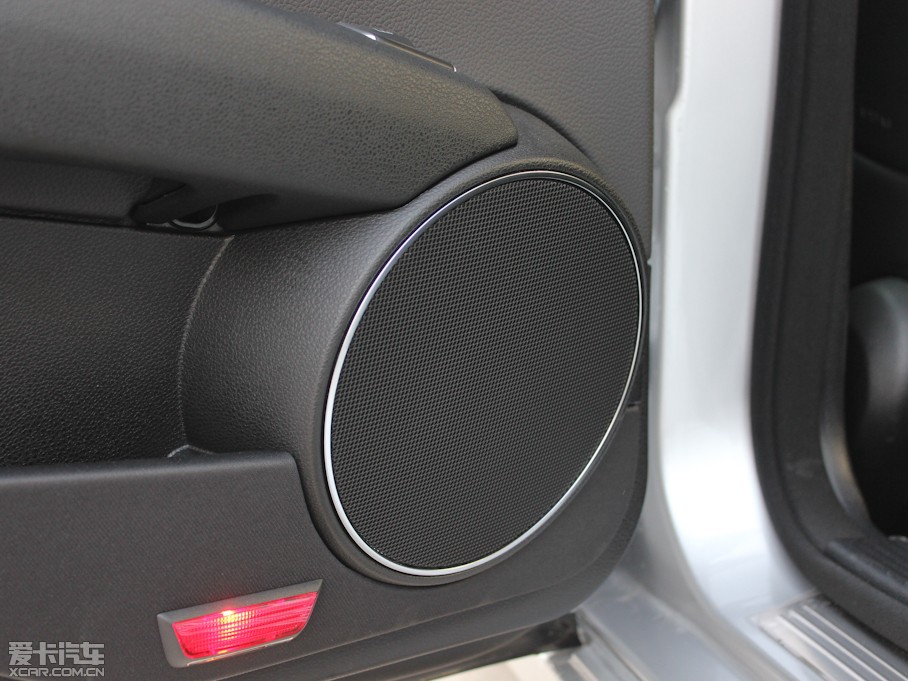 2013��YC�� C 260 CGI���Ű�