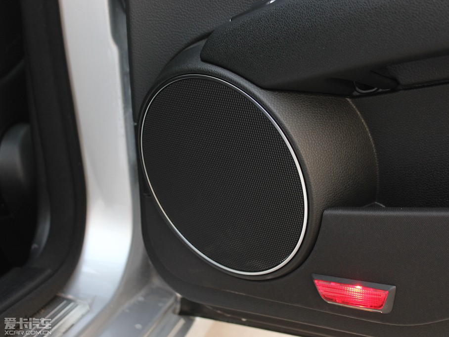 2013��YC�� C 260 CGI��(y��u)�Ű�