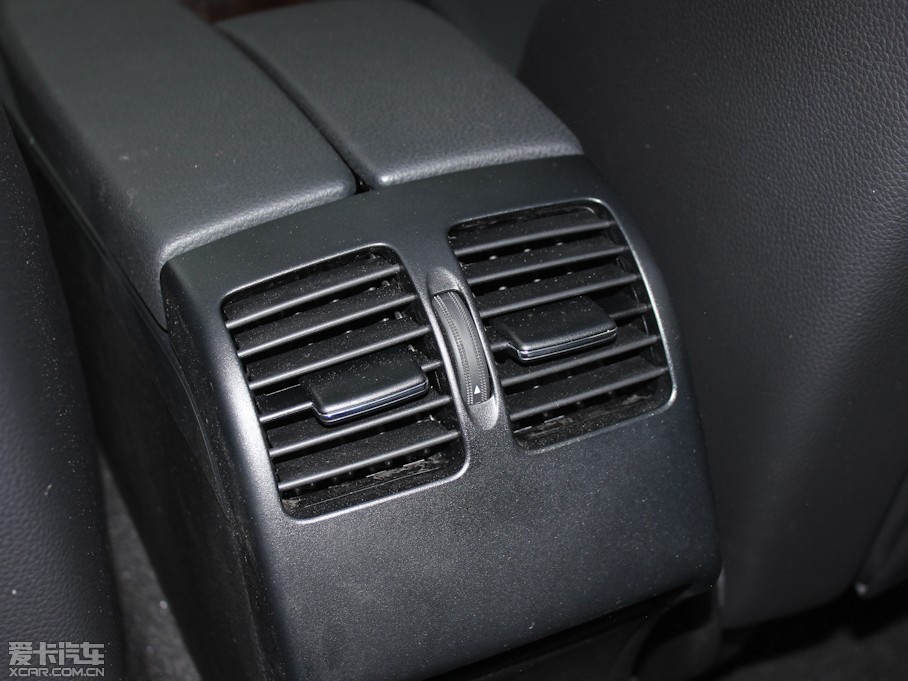 2013YC C 260 CGIŰ