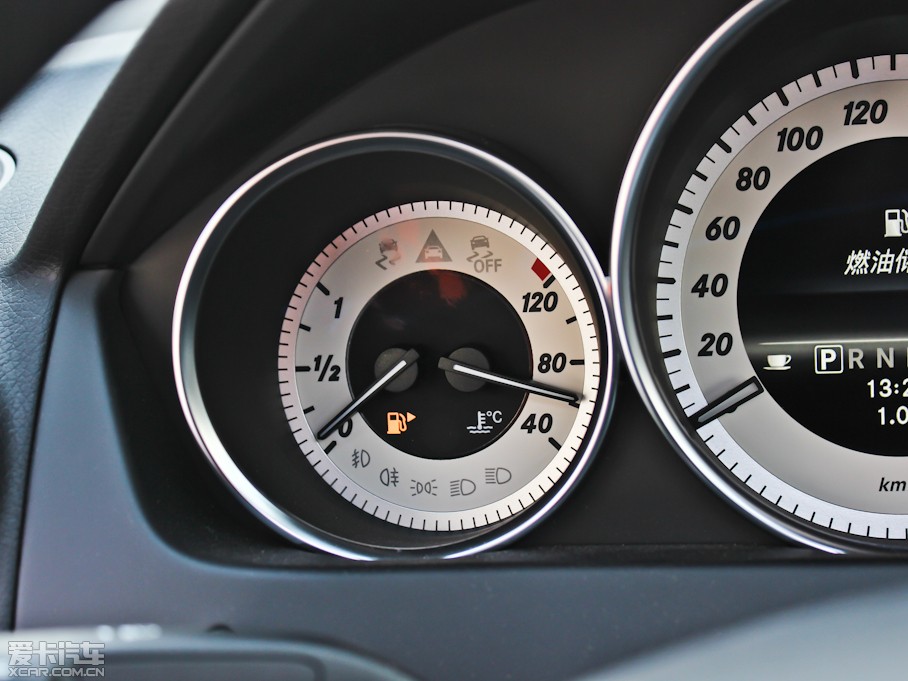 2013��YC�� C 260 CGI��(y��u)�Ű�