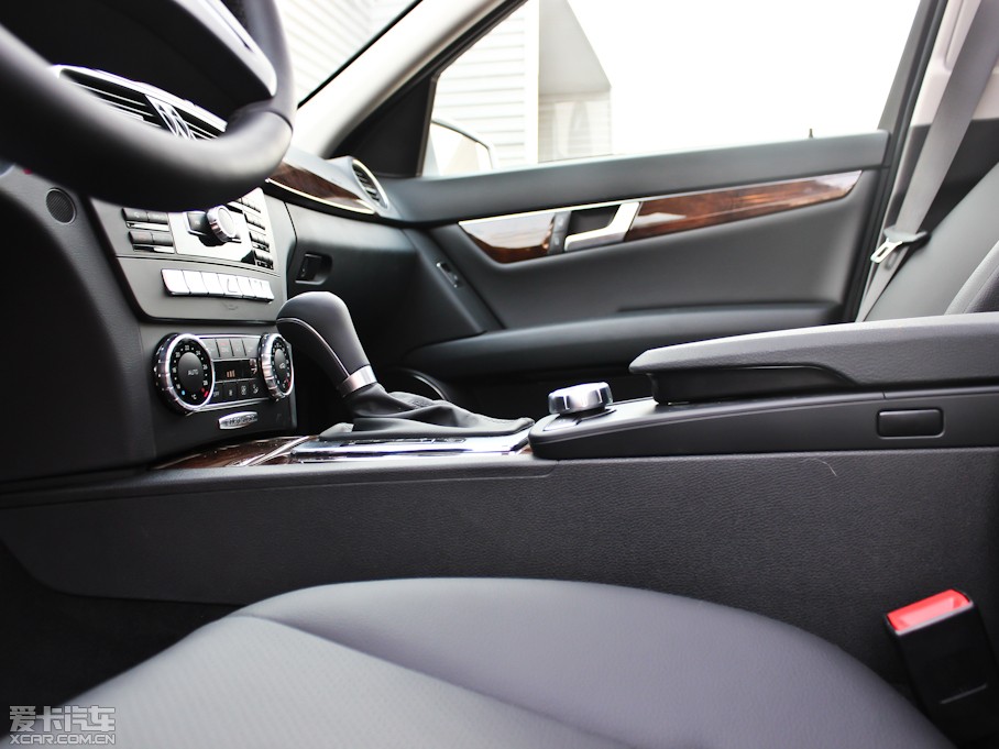 2013YC C 260 CGIŰ