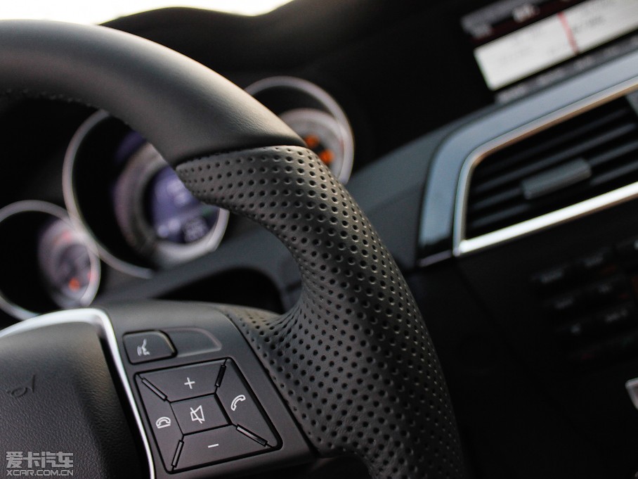 2013��YC�� C 260 CGI���Ű�