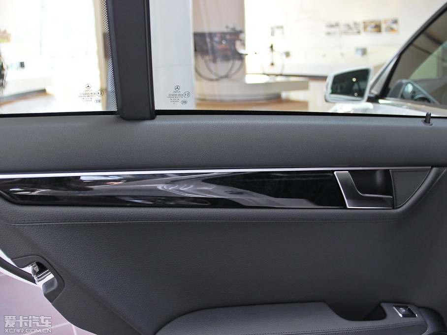 2013YC(j) C 260 r(sh) Grand Edition