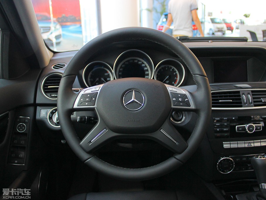 2013��YC�� C 180 ������ Grand Edition