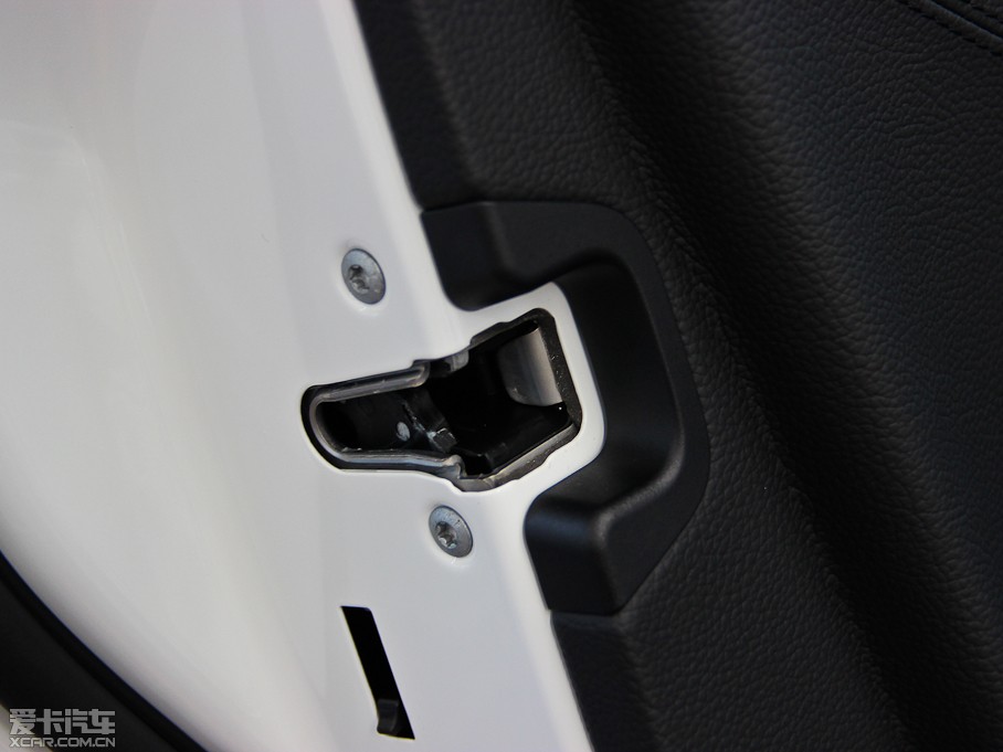 2013��YC�� C 180 ��(j��ng)���� Grand Edition