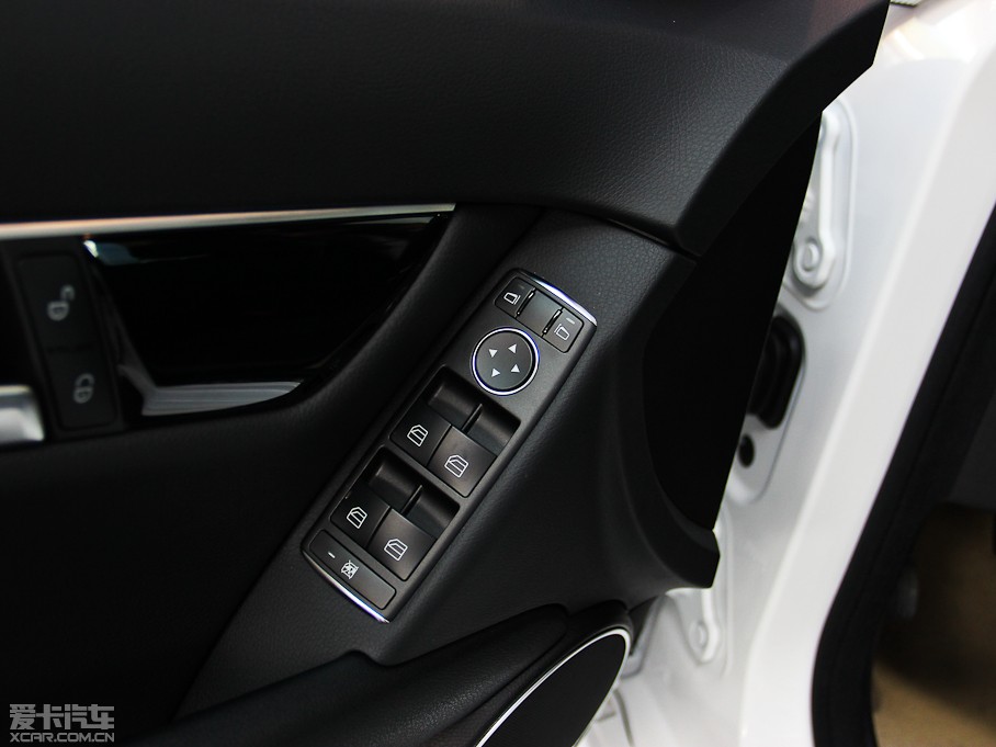 2013��YC�� C 180 ������ Grand Edition