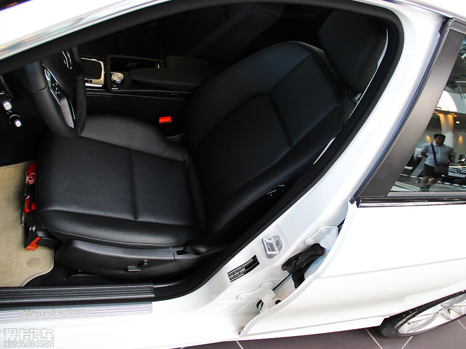 2013��YC�� C 180 ��(j��ng)���� Grand Edition