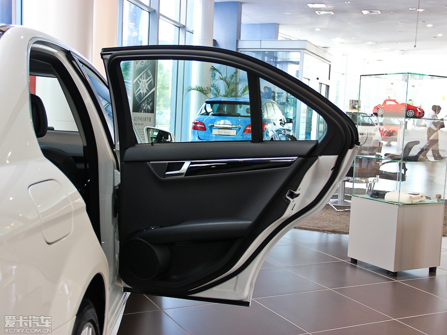 2013��YC�� C 180 ������ Grand Edition