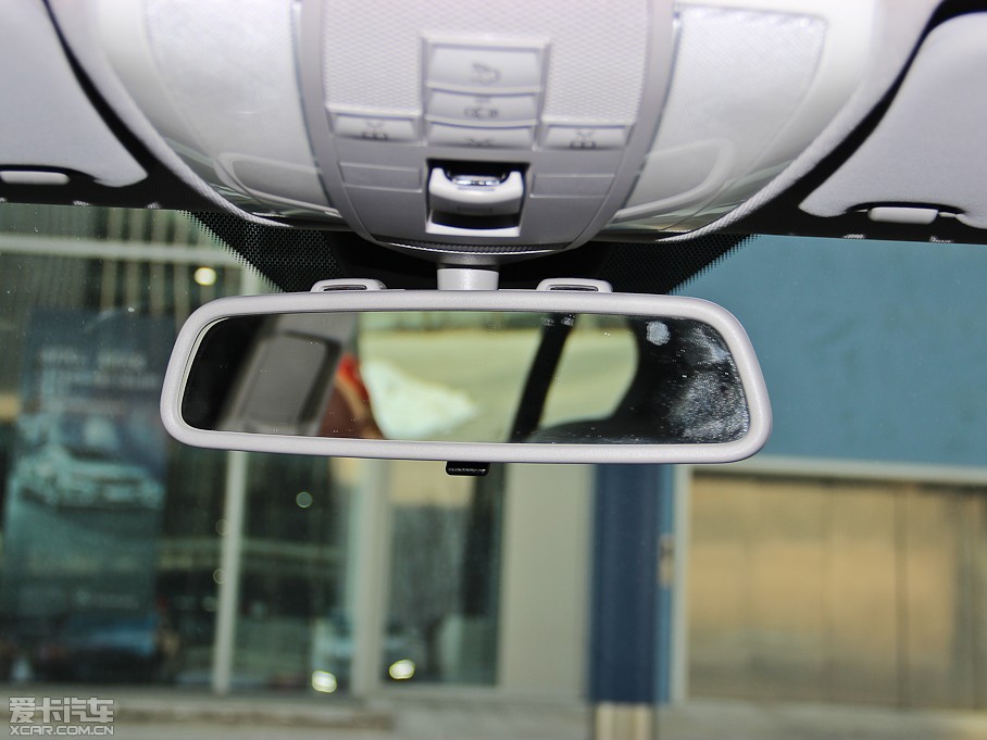 2013��YC�� C 180 ������ Grand Edition