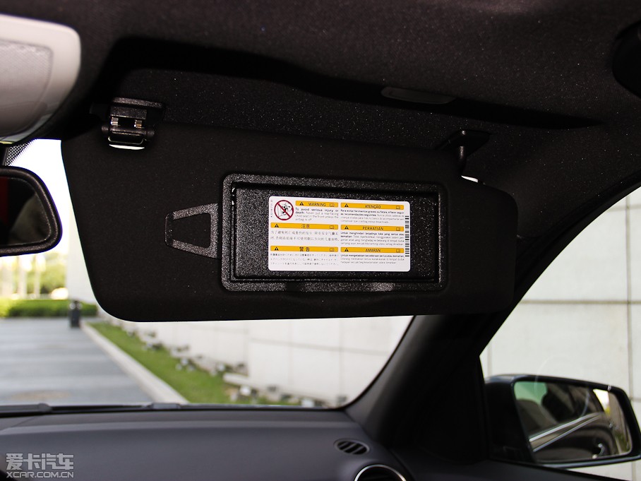 2013��YC�� C 300 �\���� Grand Edition