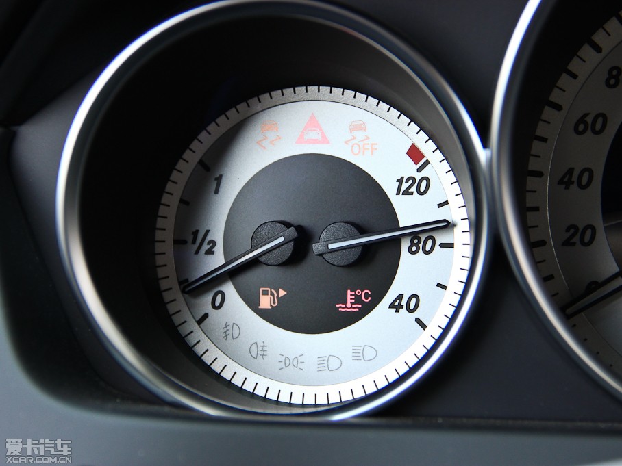 2013YC C 300 \ Grand Edition