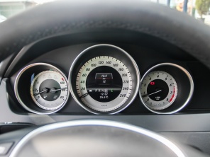 北京奔馳2013款奔馳C級