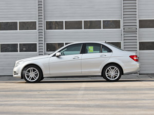 2013C 260 CGIŰ ࣨ