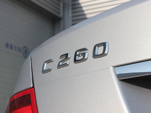 2013C 260 CGIŰ ^