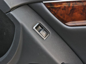 2013C 260 CGIŰ п؅^